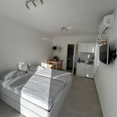 Garden New 2025 Dubrovnik